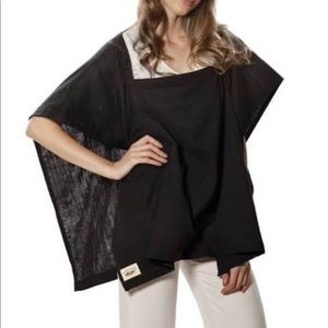 NWT Poncho baby nursing cover!!